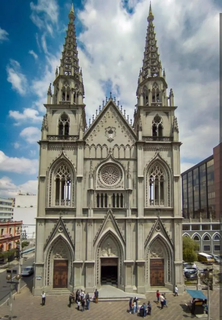 Yalconia Studio Apartment Quito